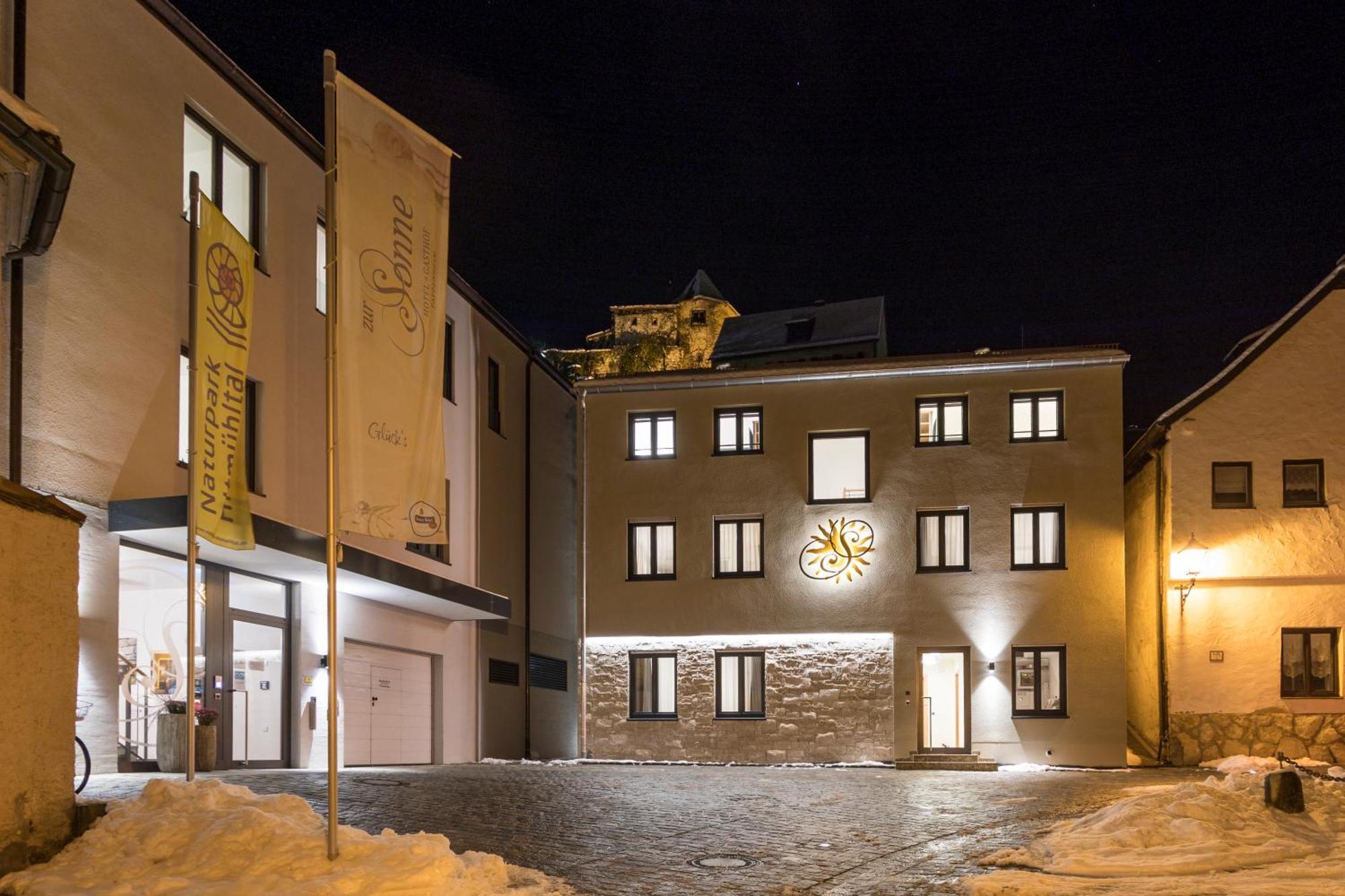 Hotel-Gasthof Zur Sonne パッペンハイム エクステリア 写真
