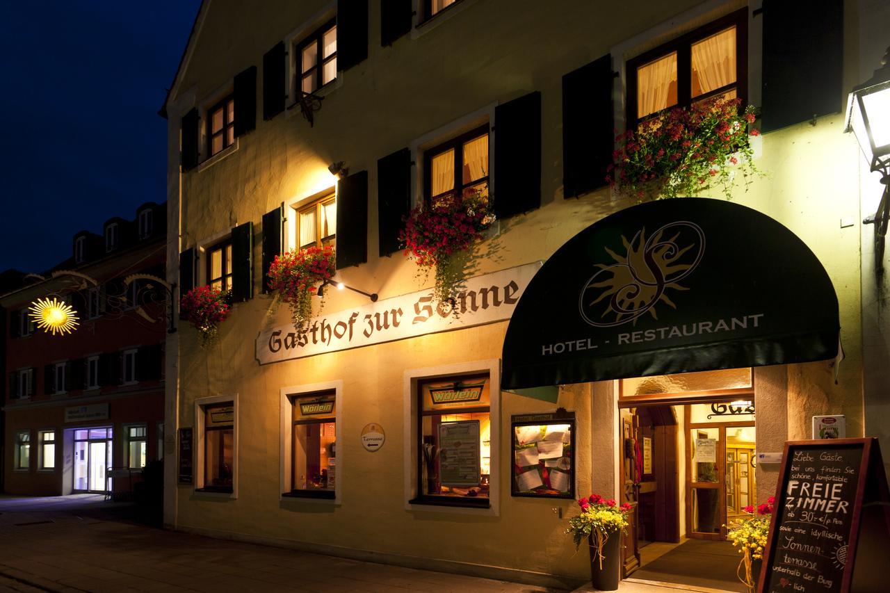 Hotel-Gasthof Zur Sonne パッペンハイム エクステリア 写真
